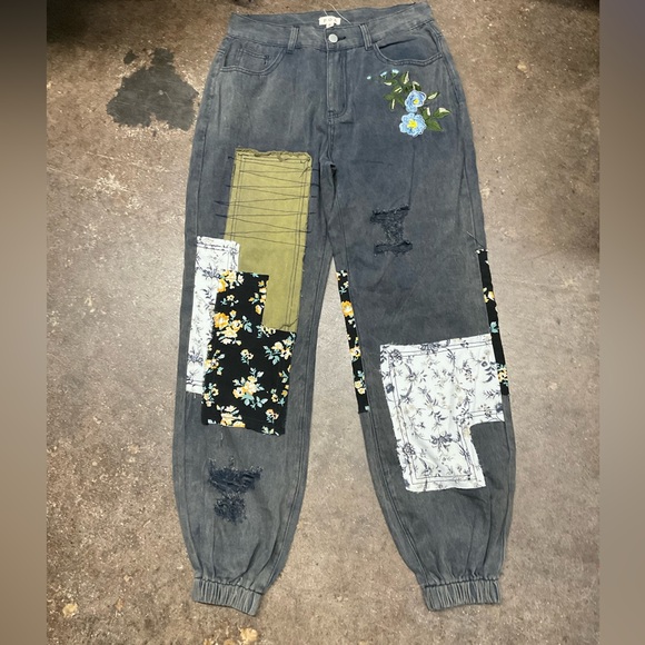 POL Denim - POL Floral Patchwork Denim  Pants Size S